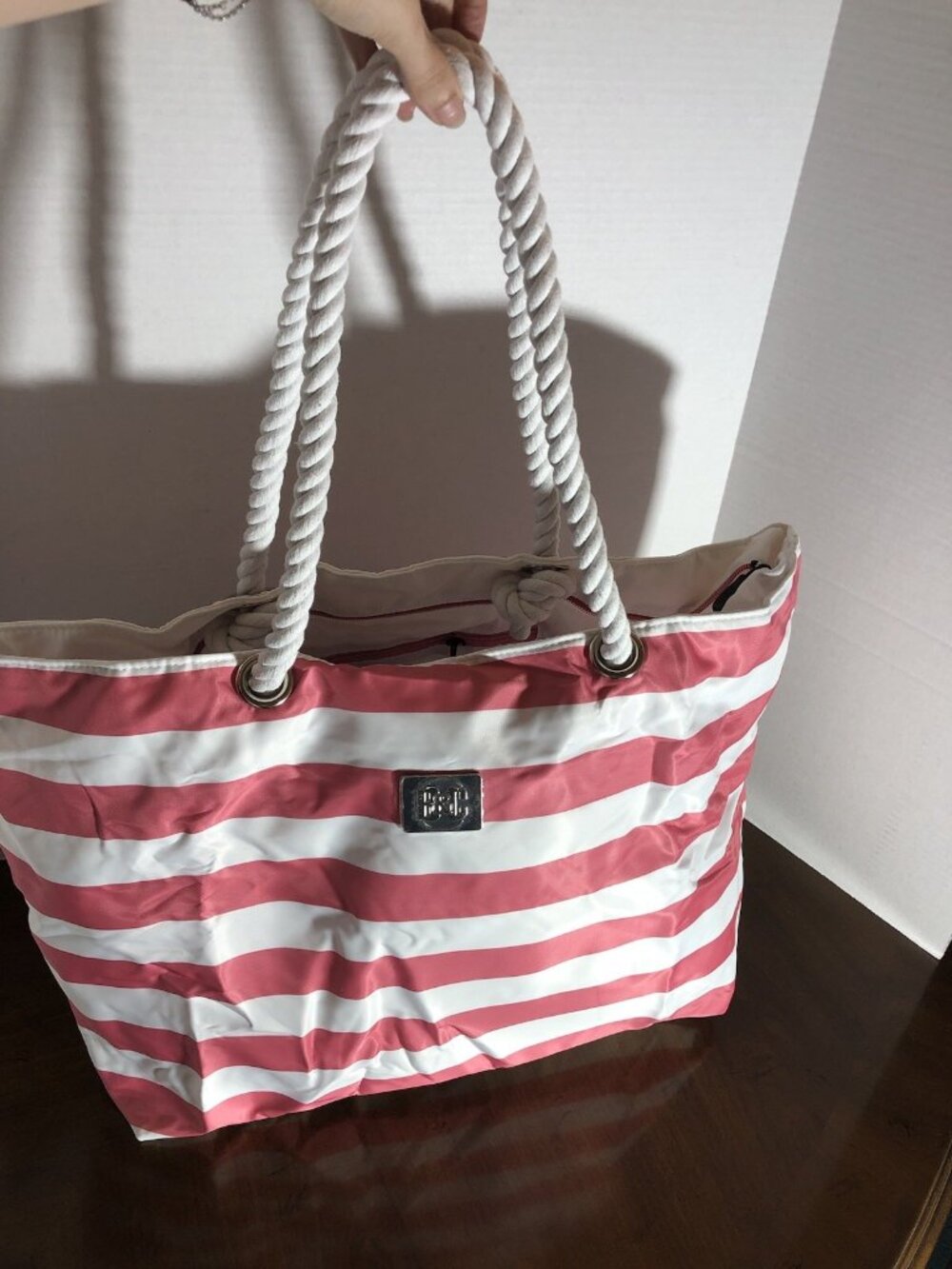 B & C Large Water Resistant Beach Bag In Pink Stripes 21” x 15” x 6”